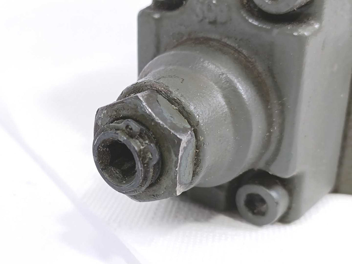 Rexroth Hydronorma 350169/9 4WEH16E50/6AG24NZ4/10SO541 Valve