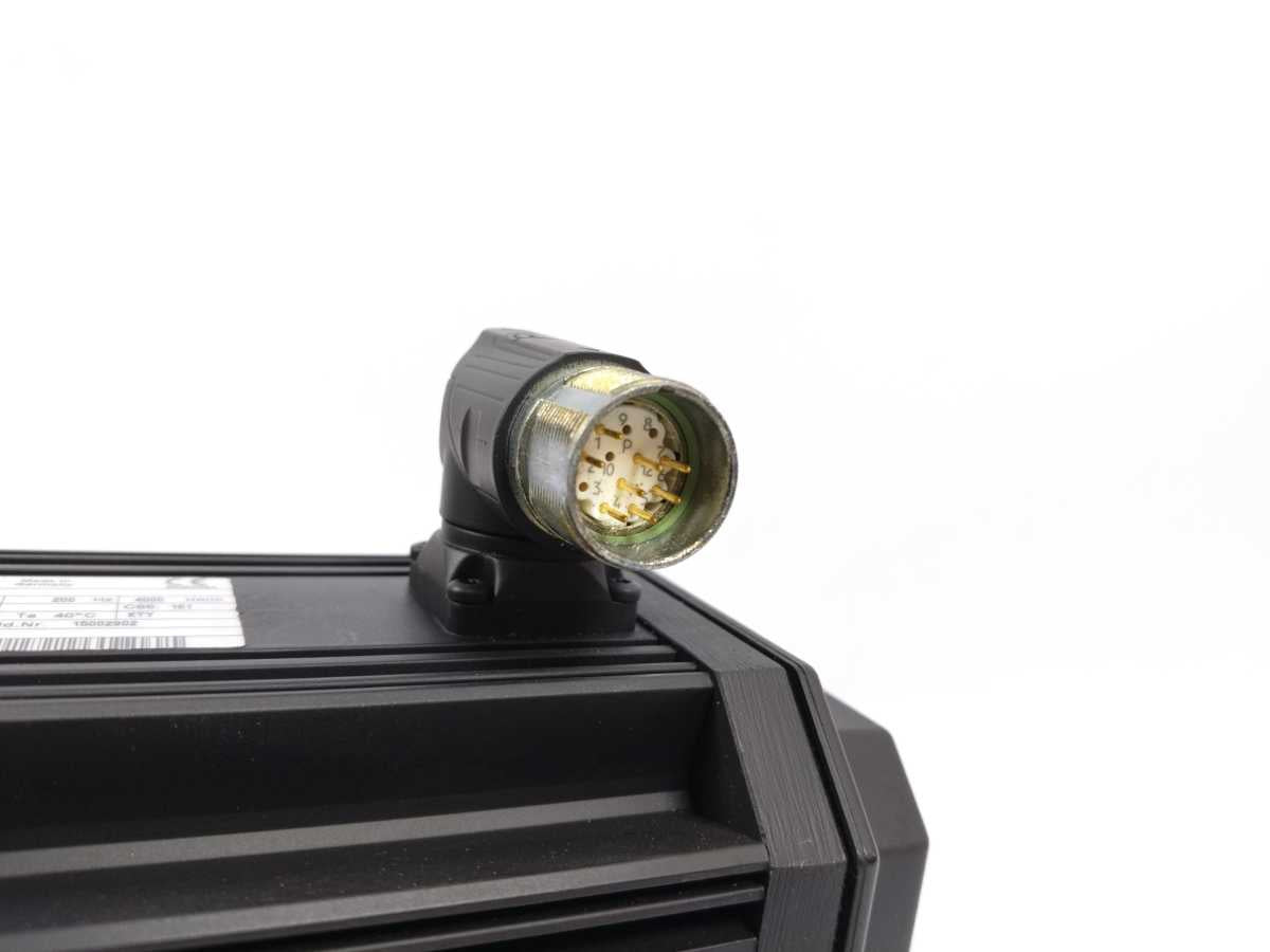 LENZE MDSKSB056-33 15002902 325V 3.6A 1.8kW Servo Motor