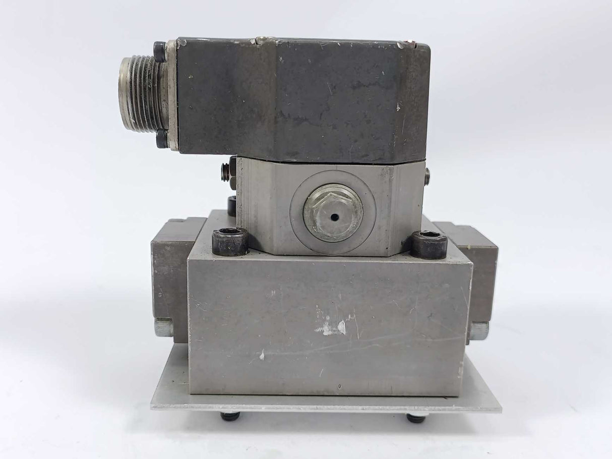 Rexroth 382706 4WS2EM10-42/10B2ET315K8DM Servo Valve