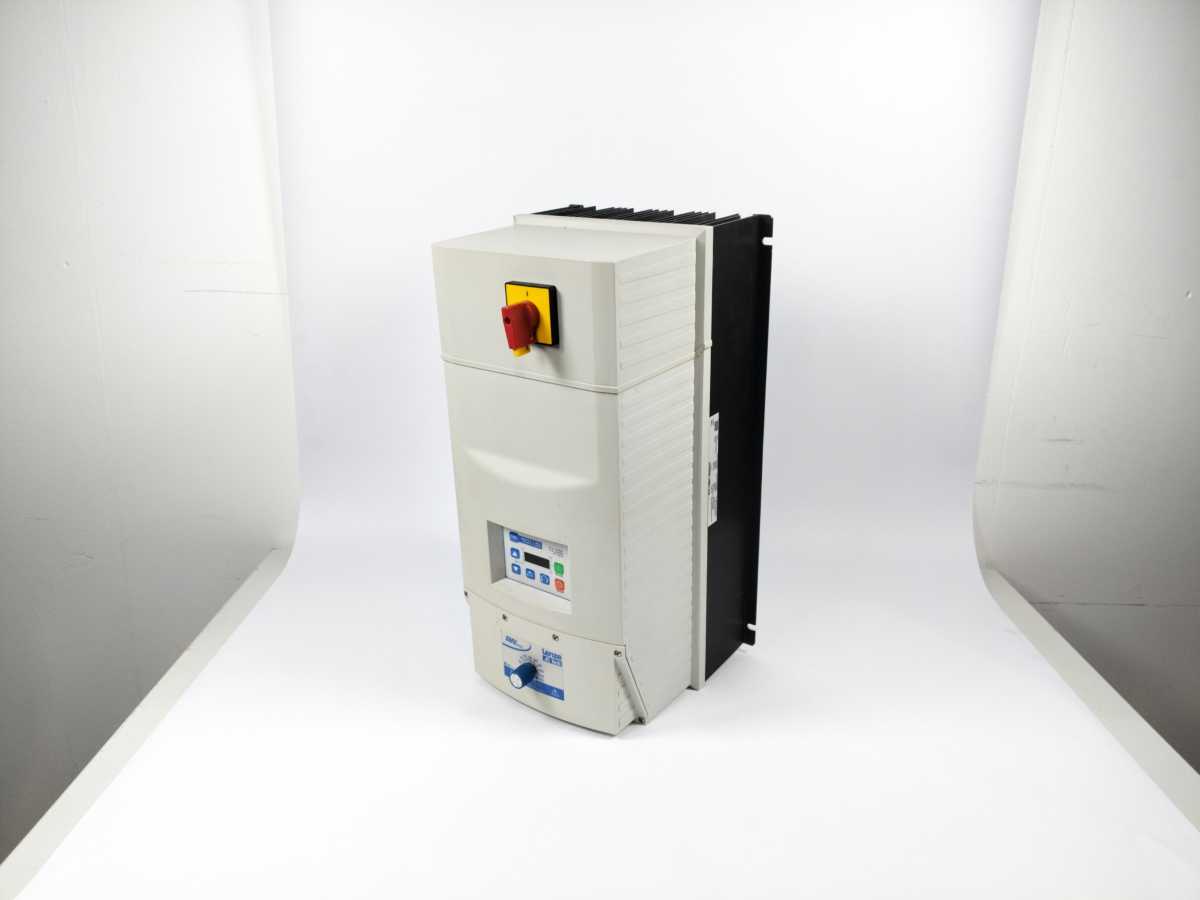 LENZE ESV223N04TMD-BT 400/480VAC, 50-60Hz, 52/45A Frequency Inverter Drive