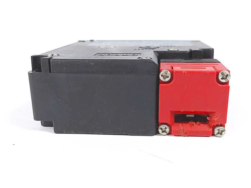 OMRON D4NL-4EFG-B Guard Lock Safety-Door Switch