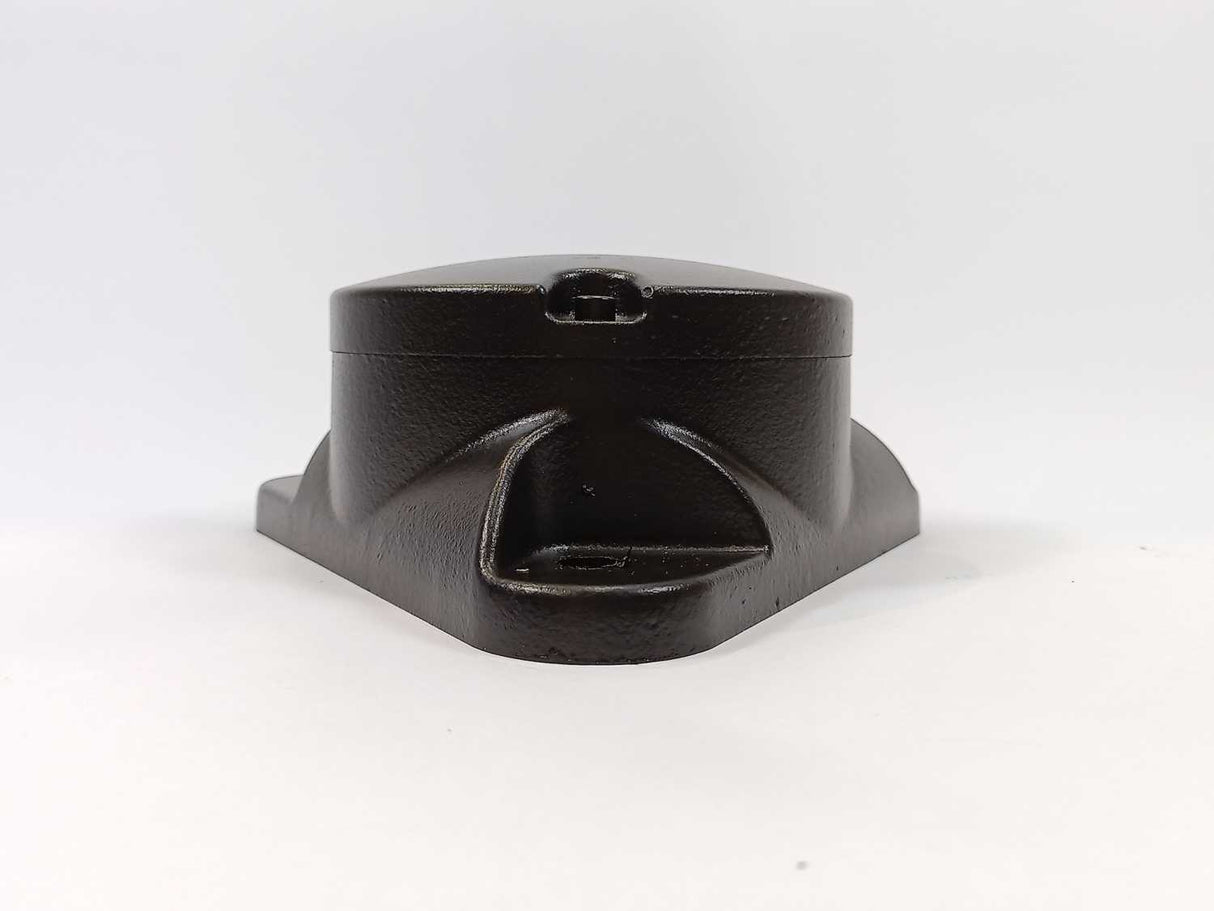 SKF FNL 513 A cast flanged, non-split housing for shaft ends