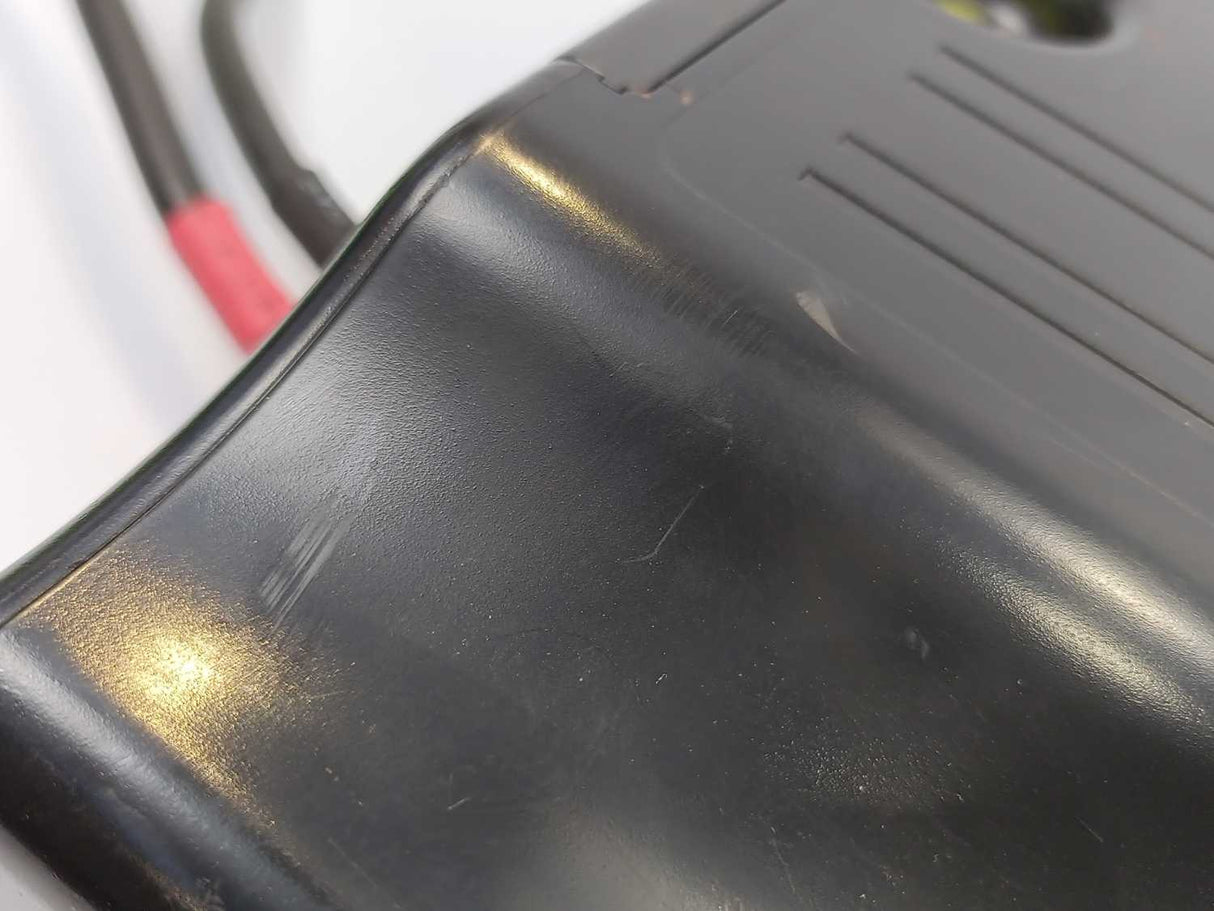 ZIVAN F7BST1-002I0X Battery Charger NG3, IN: 230V-15A. OUT: 24V-70 A