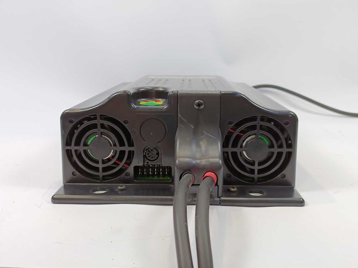 ZIVAN F7BST1-002I0X Battery Charger NG3, IN: 230V-15A. OUT: 24V-70 A