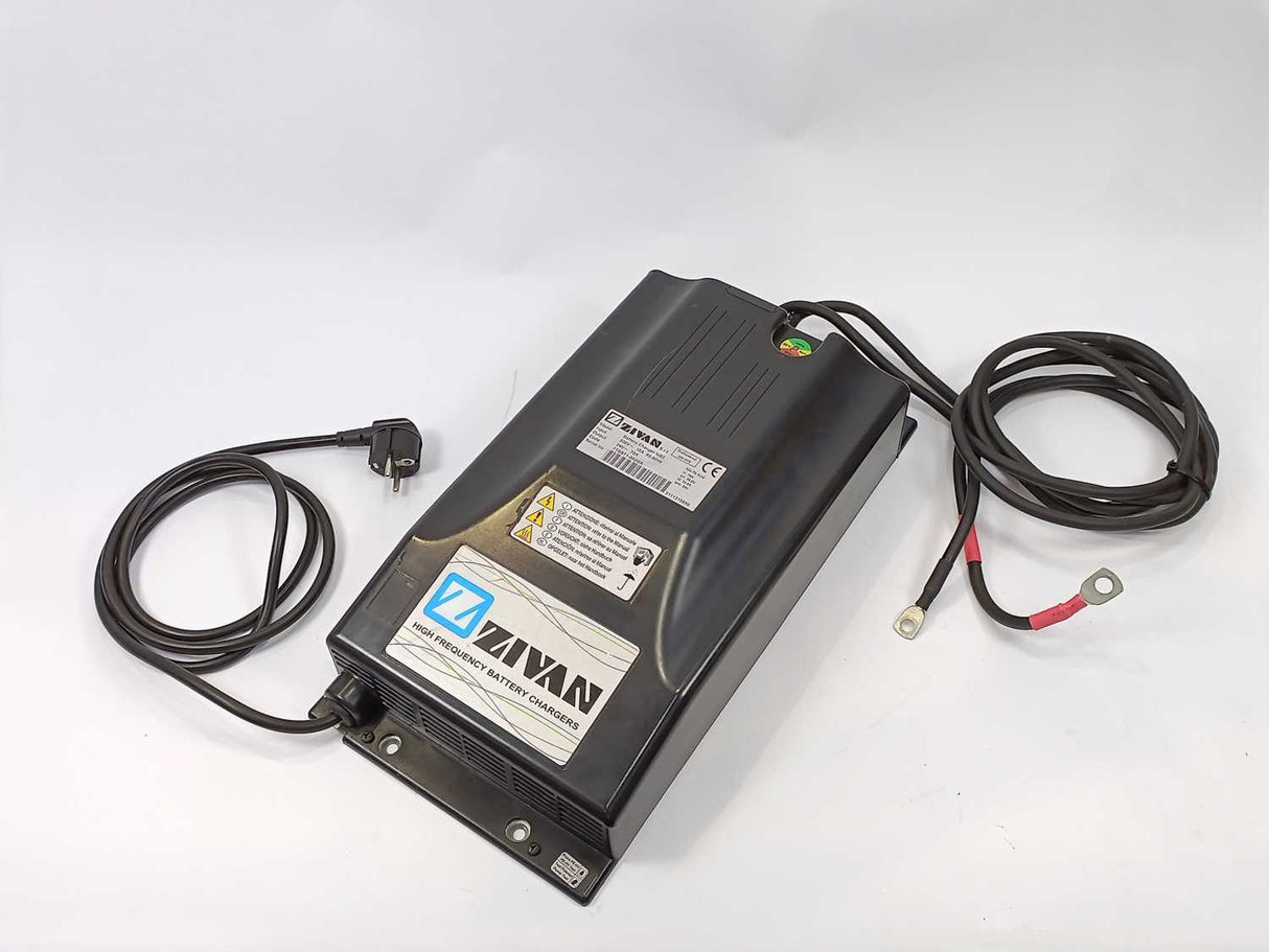 ZIVAN F7BST1-002I0X Battery Charger NG3, IN: 230V-15A. OUT: 24V-70 A