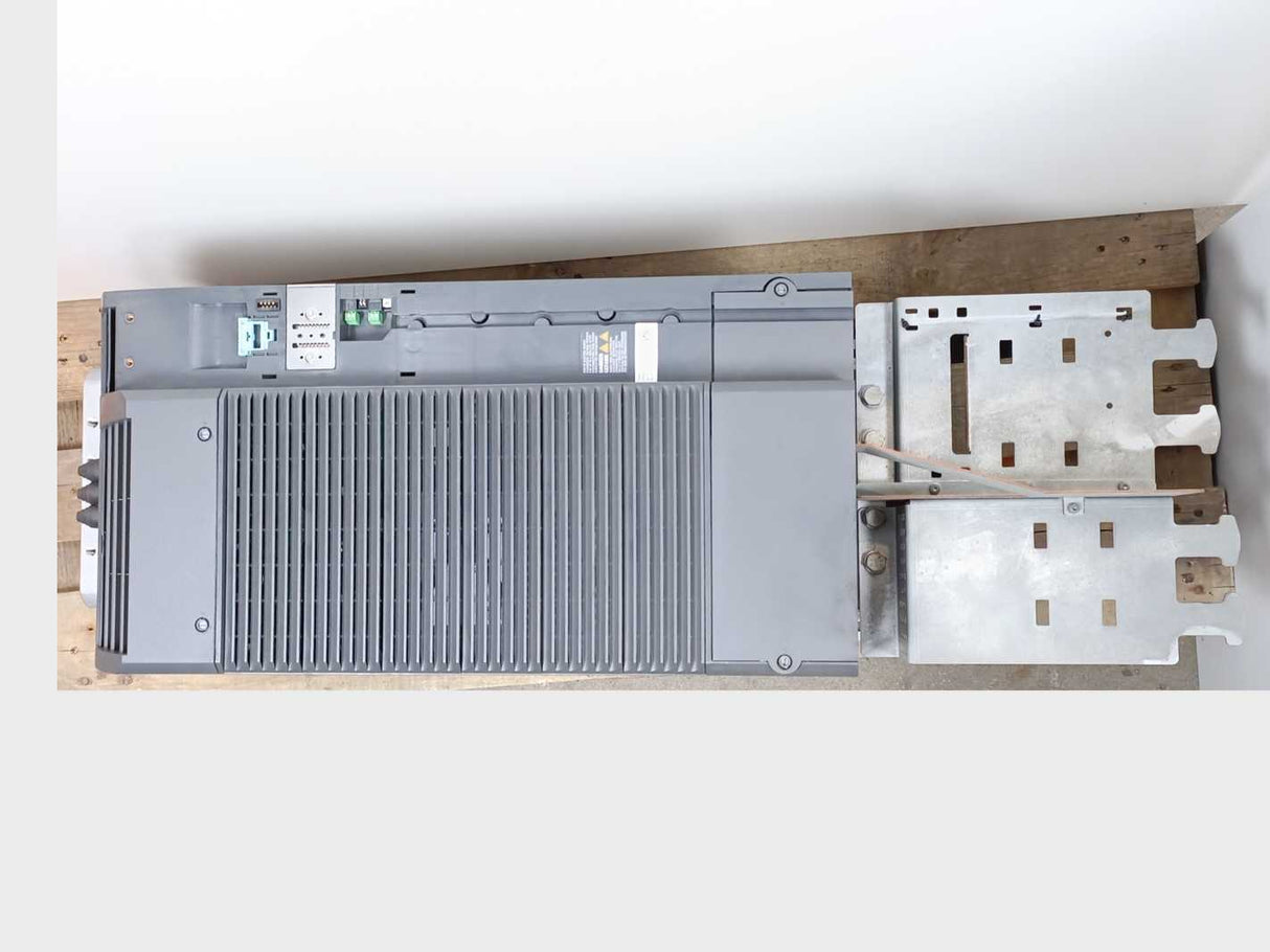 Siemens 6SL3210-1PE31-5AL0 Power Module PM240-2