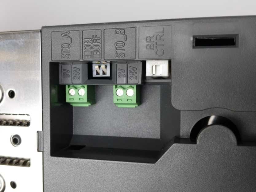 Siemens 6SL3210-1PE27-5AL0 SINAMICS Power Module PM240-2