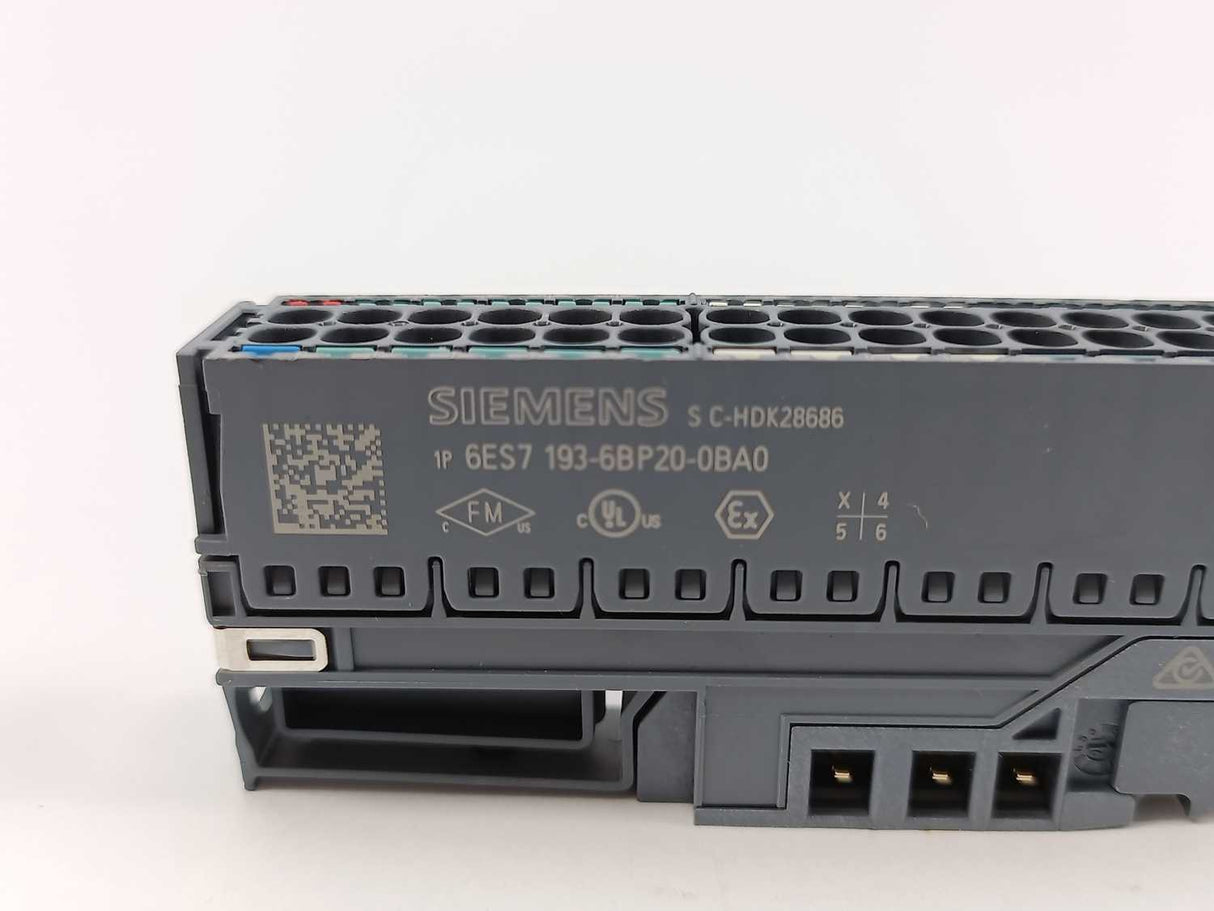 Siemens 6ES7 132-6BF00-0BA0 SIMATIC ET 200SP + 6ES7 193-6BP20-0BA0