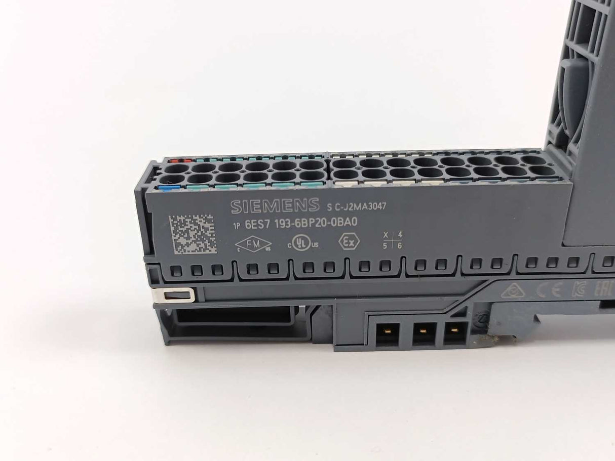 Siemens 6ES7131-6BF00-0BA0 SIMATIC ET 200SP + 6ES7193-6BP20-0BA0
