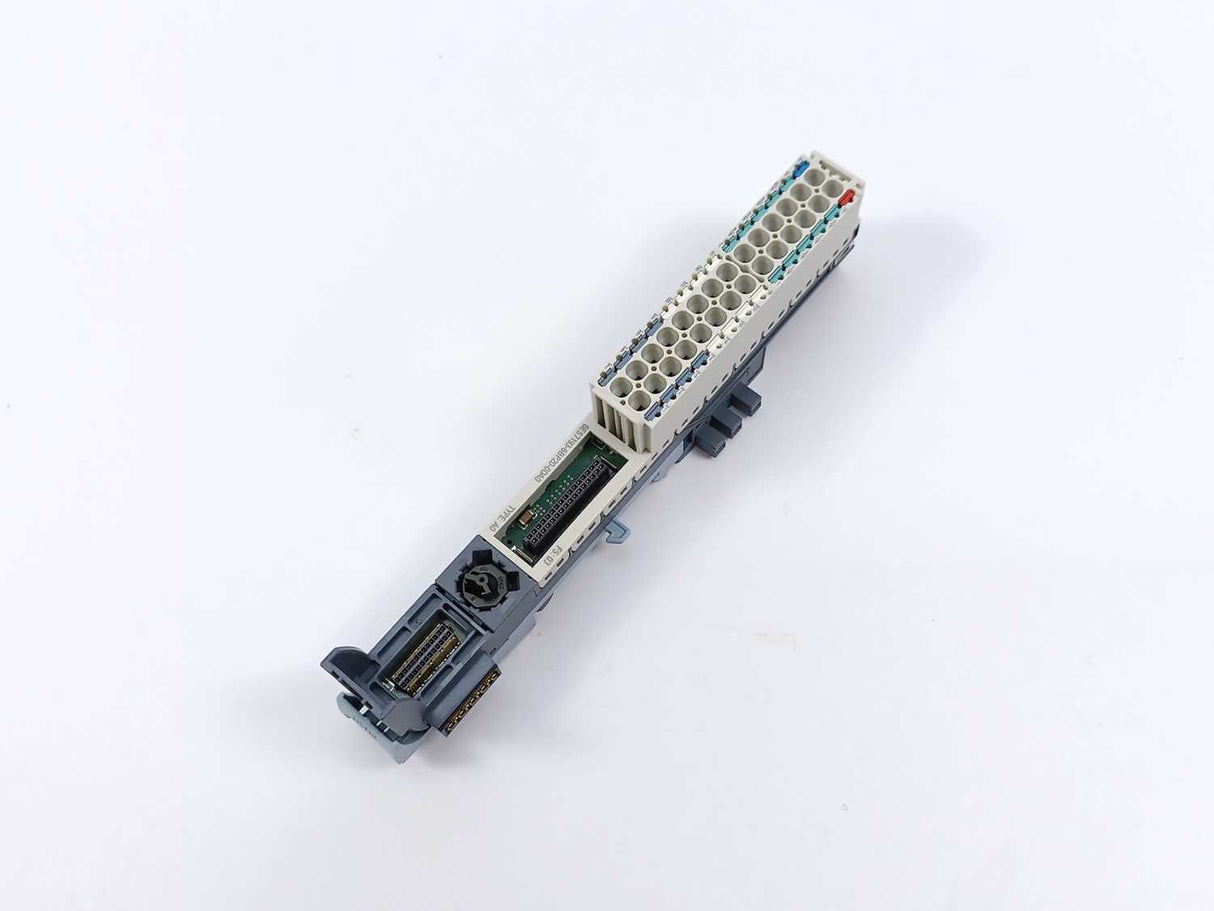 Siemens 6ES7 131-6BF00-0BA0 SIMATIC ET 200SP + 6ES7 193-6BP20-0DA0