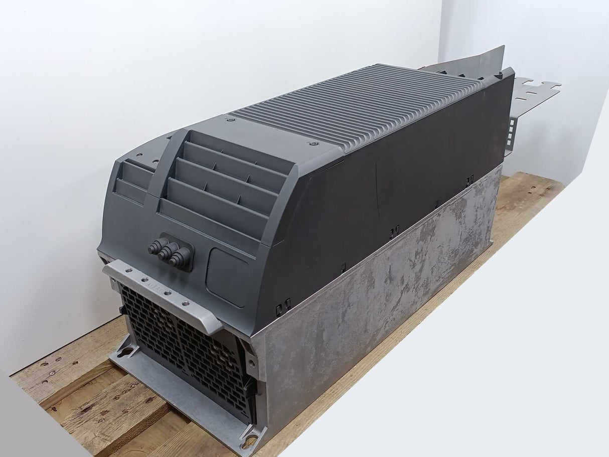 Siemens 6SL3210-1PE31-5AL0 Power Module PM240-2