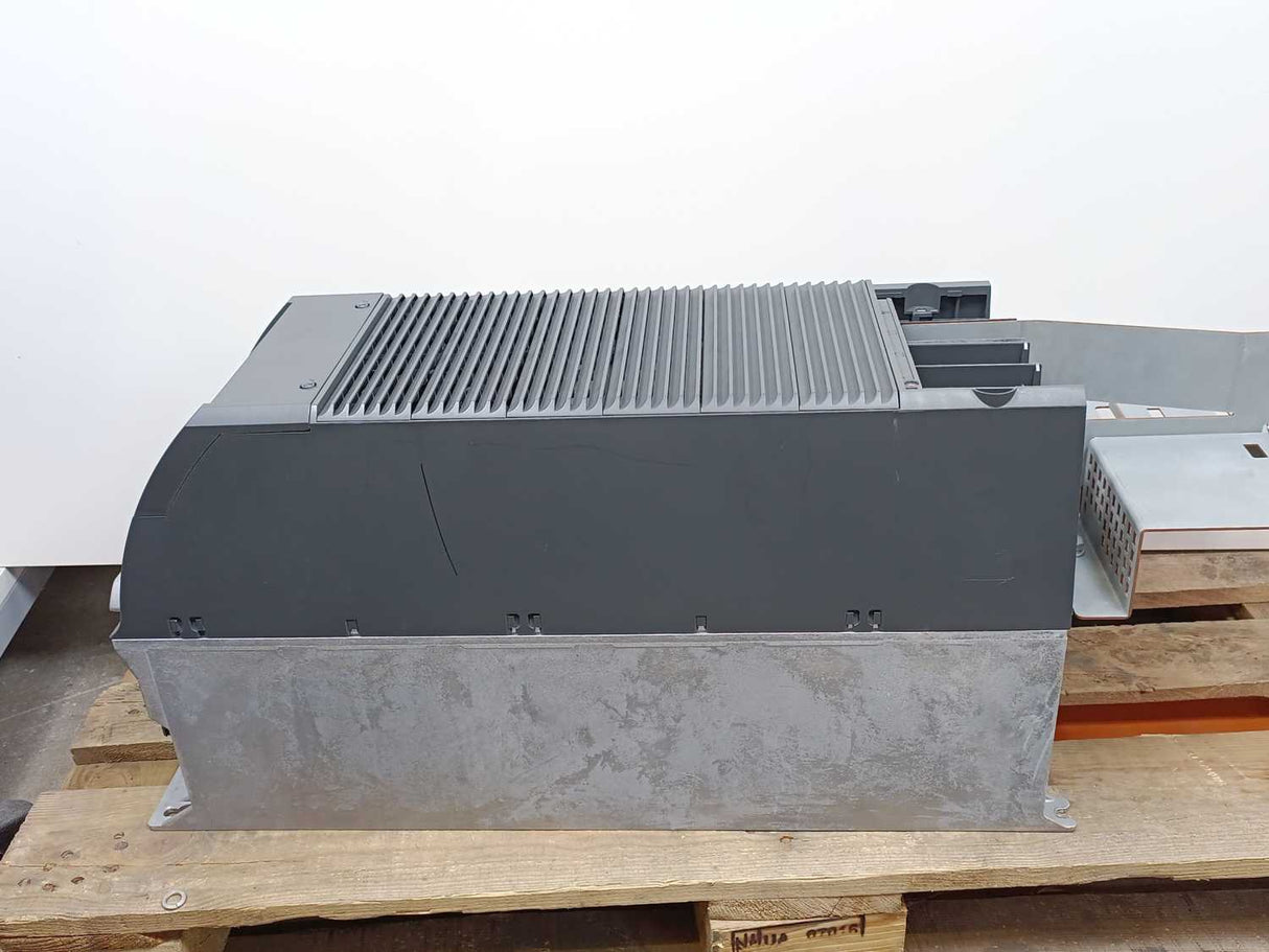 Siemens 6SL3210-1PE31-5AL0 Power Module PM240-2