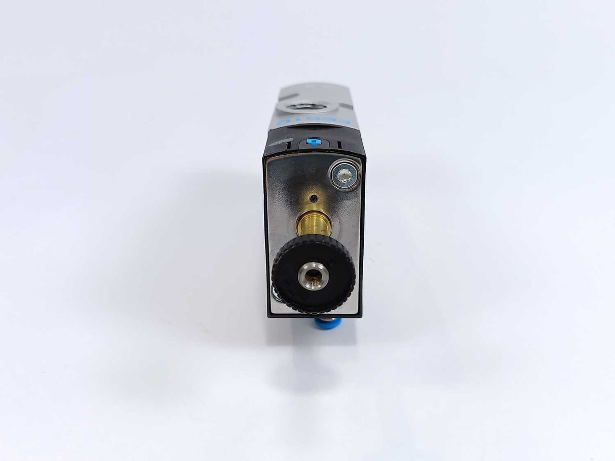 Festo 575567 VUVS-L30-M32C-MZD-G38-F8 Air Solenoid Valve