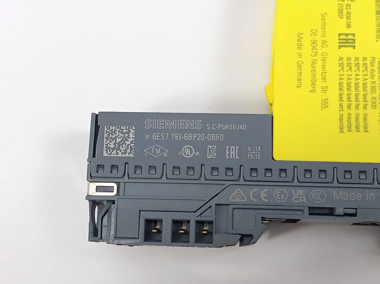 Siemens 6ES7136-6RA00-0BF0 Relay Output Module
