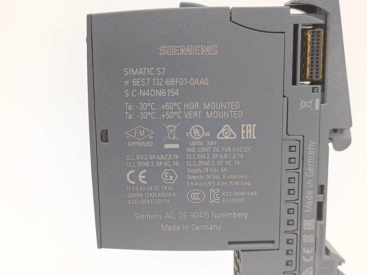 Siemens 6ES7132-6BF01-0AA0 SIMATIC S7 w/ 6ES7 193-6BP20-0BA0