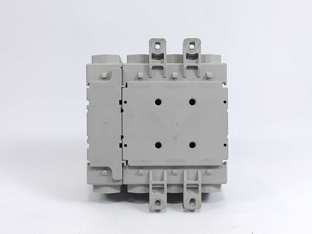 Siemens 3LD2418-0TK11 Load Break Switch – 63 A, 3-Pole, Door-Mounted