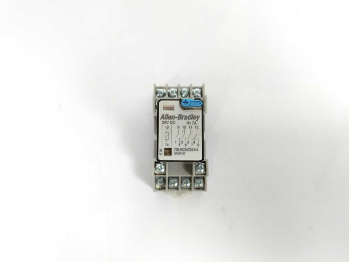 AB 700-HC24Z24-3-4 Ser.D, 24VDC/7A W:700-HN128 Ser.B