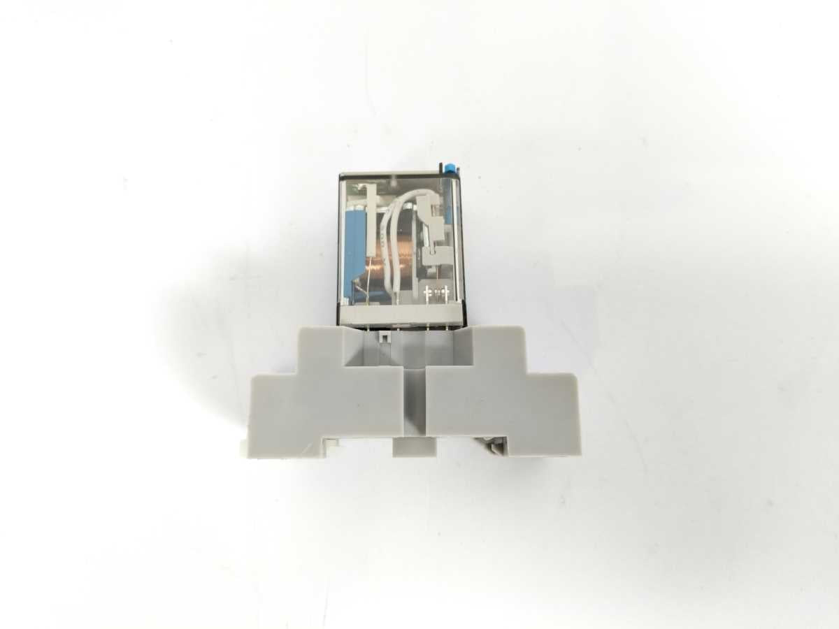 AB 700-HC24Z24-3-4 Ser.D, 24VDC/7A W:700-HN128 Ser.B