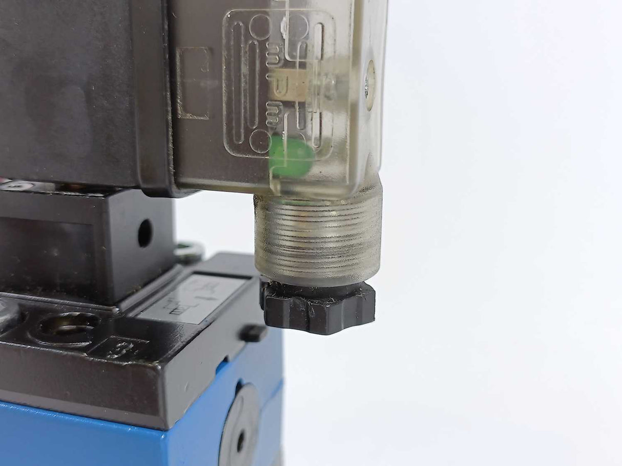 Rexroth Mecman 581-22 Double Solenoid Valve