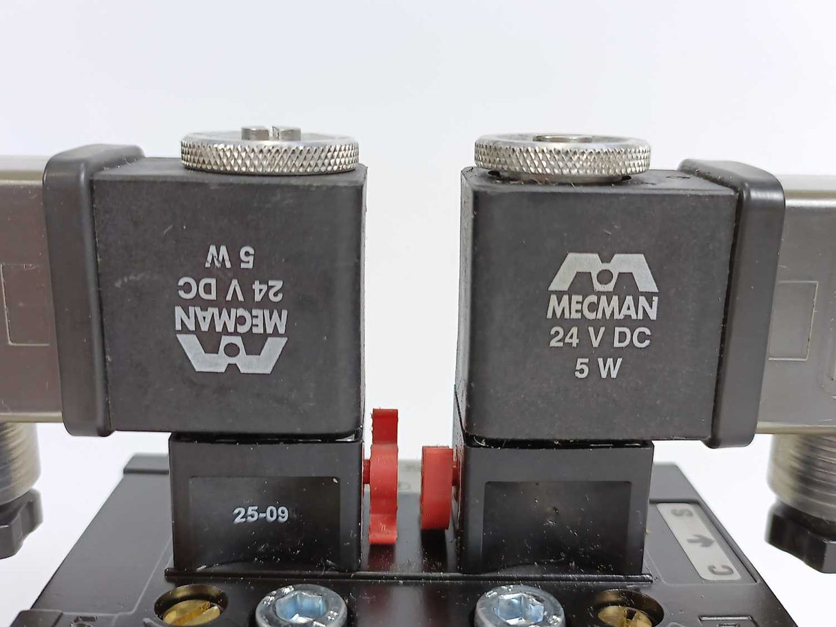 Rexroth Mecman 5812521120 Double Solenoid Valve