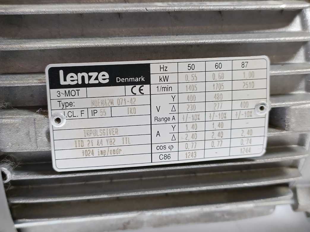 LENZE GKR04-2F HAK i: 22,489 Gear Box w/ MDEMA2M 071-42 Three-phase AC Motor