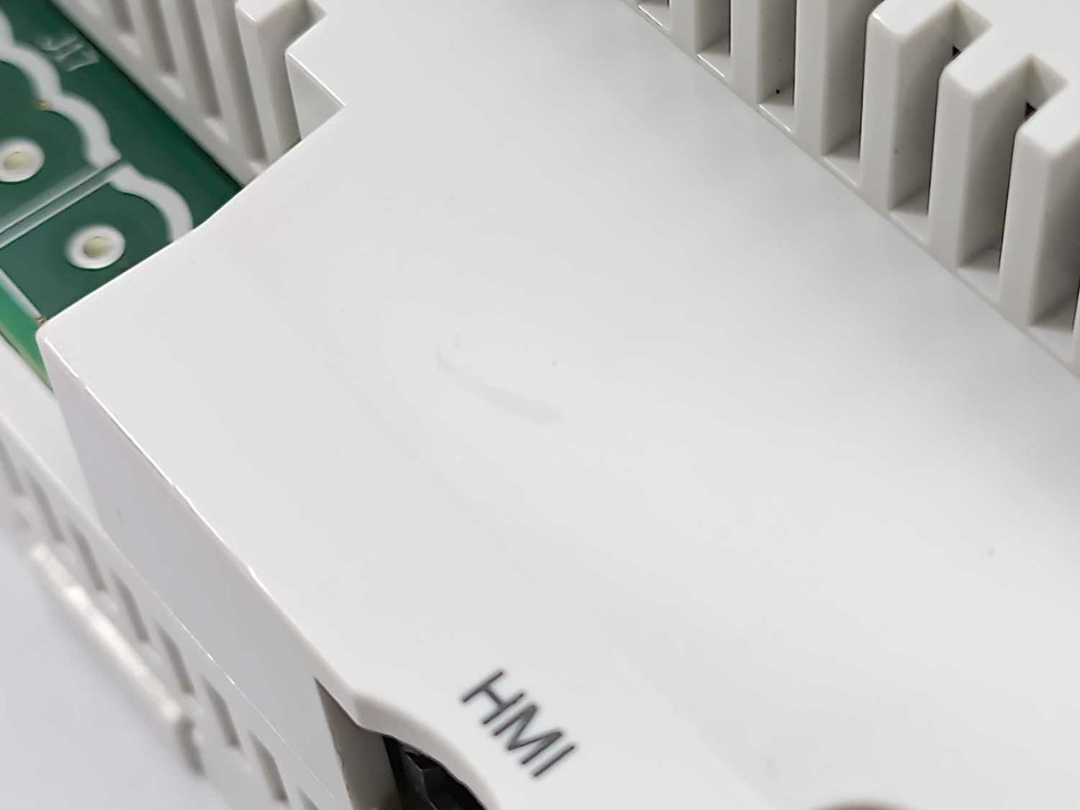 Siemens PXC36.D Automation Station w/ 36 Data Points and BACnet on LonTalk