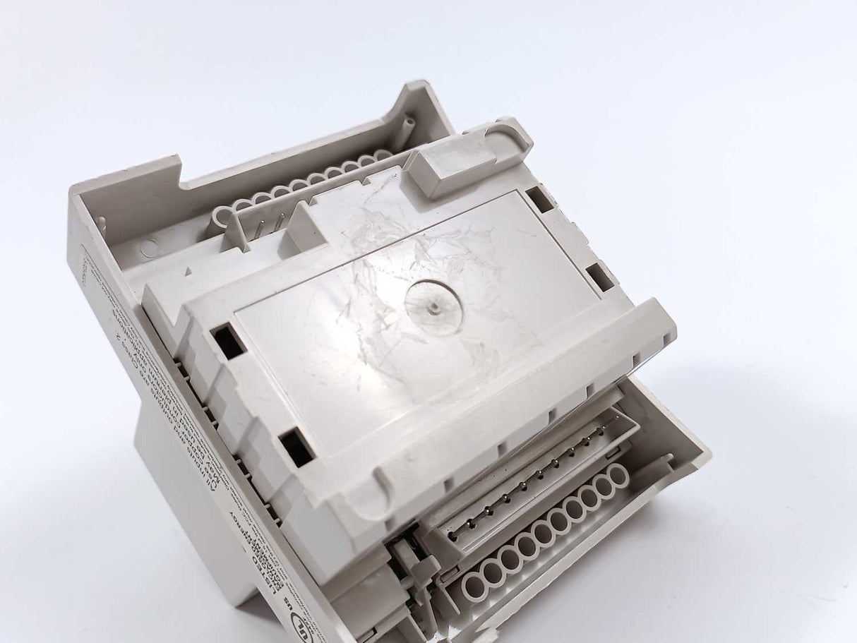 t.a.c/Schneider electric 0-073-0301-0 TAC Xenta 491 Controller Module