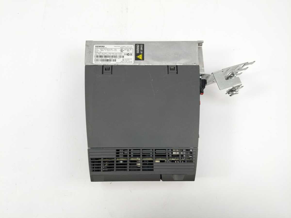 Siemens 6SL3210-1KE12-3AF1 Sinamics G120C PN 0,75KW Inverter Drive