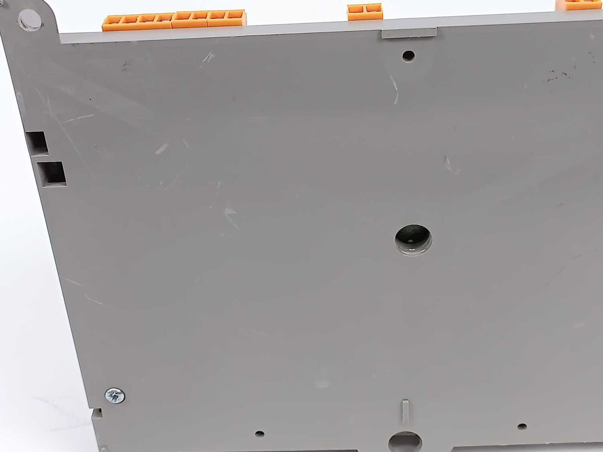 TREND IQ221/UNB/230VAC IQ221-400008, z50440, 50/60Hz, 30VA, 230VAC