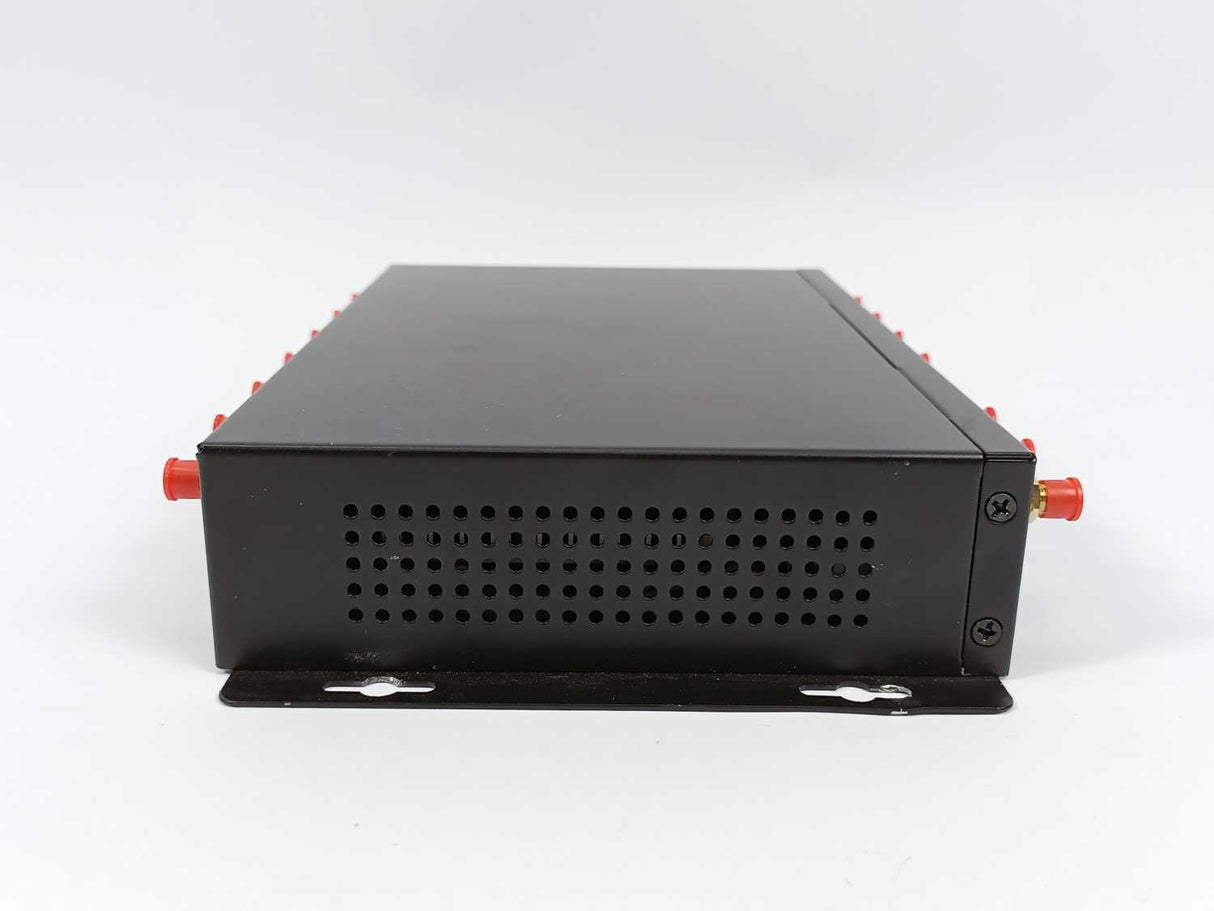 Celerway CWY-5.3-E5C2W2 Stratus 5G Dual Modem Router
