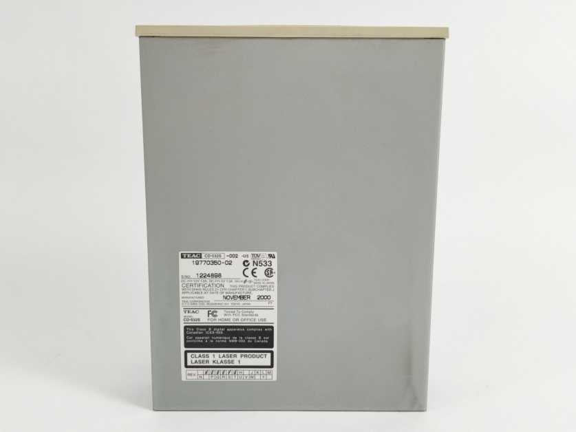 Teac CD-532S 32x Speed SCSI CD-ROM Drive