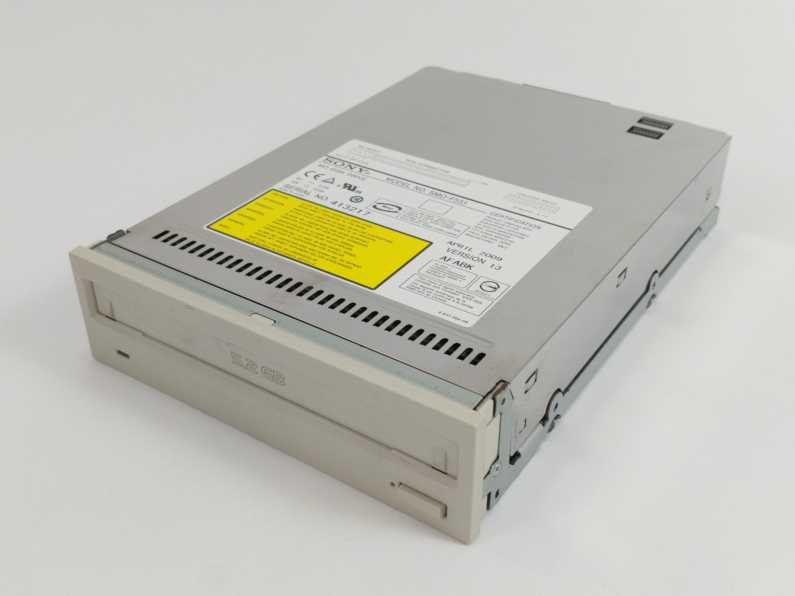 Sony SMO-F551 5.25" 5.2GB Internal Optical SCSI Drive