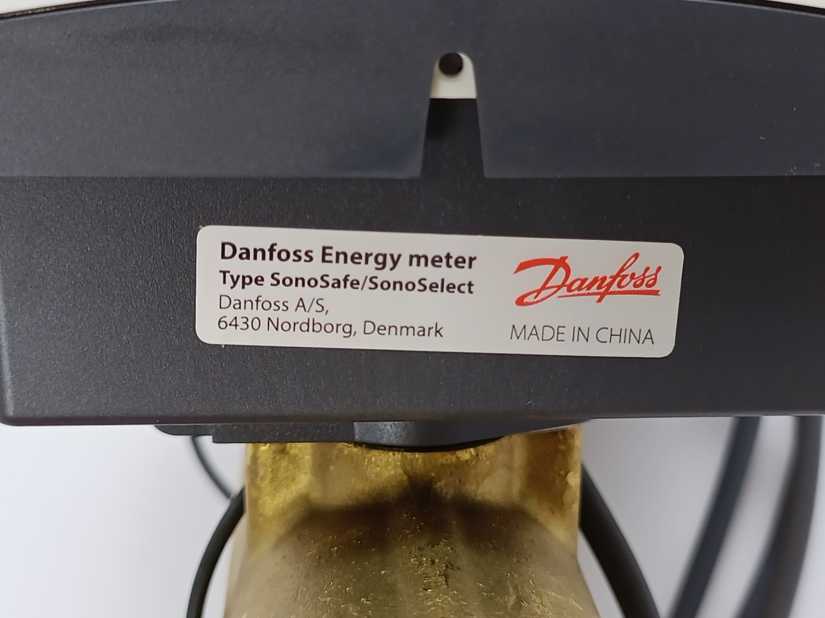 Danfoss 014U1477 Energy Meter, SonoSelect 10, 260mm DN25 G1,1/4