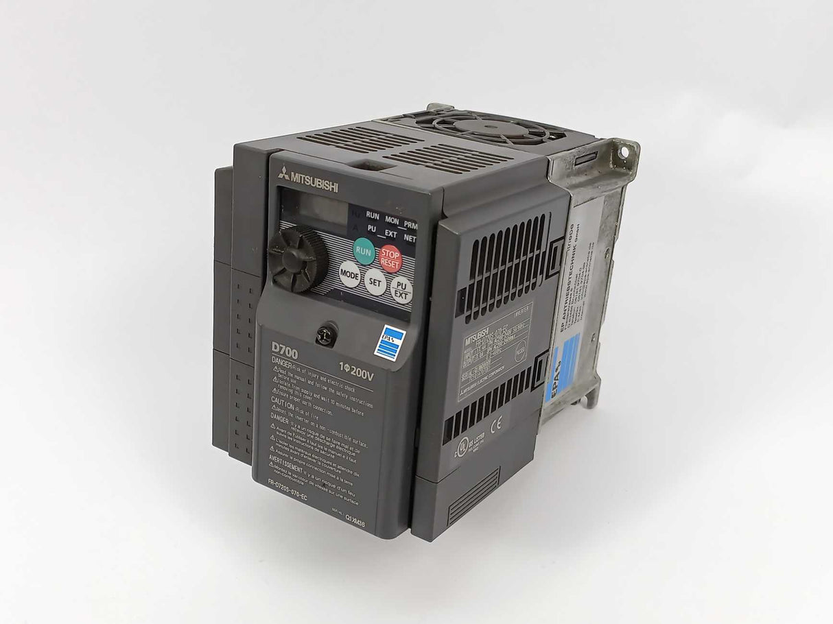 Mitsubishi FR-D720S-070-EC Variable Frequency Drive, 1.5 kW