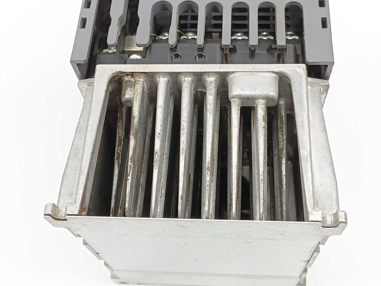 Mitsubishi FR-D720S-070-EC Variable Frequency Drive, 1.5 kW