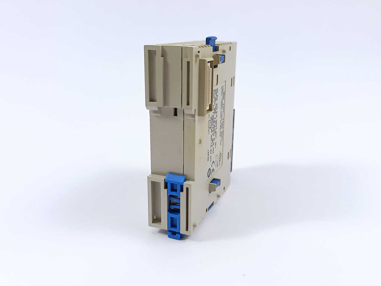 Idec FC4A-R081 Digital Output Module