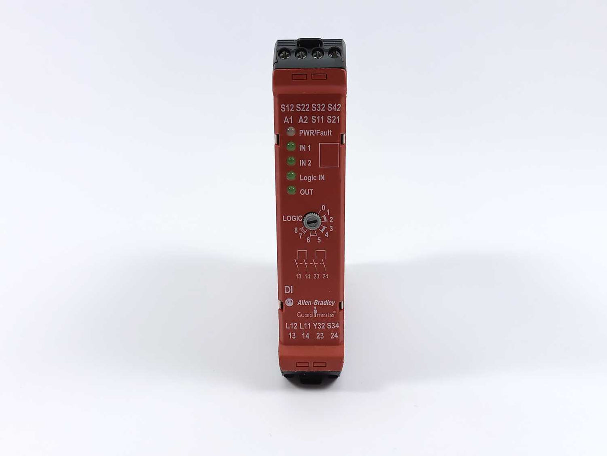 AB 440R-D22R2 Ser. A Guardmaster Dual Input Safety Relay 24VDC