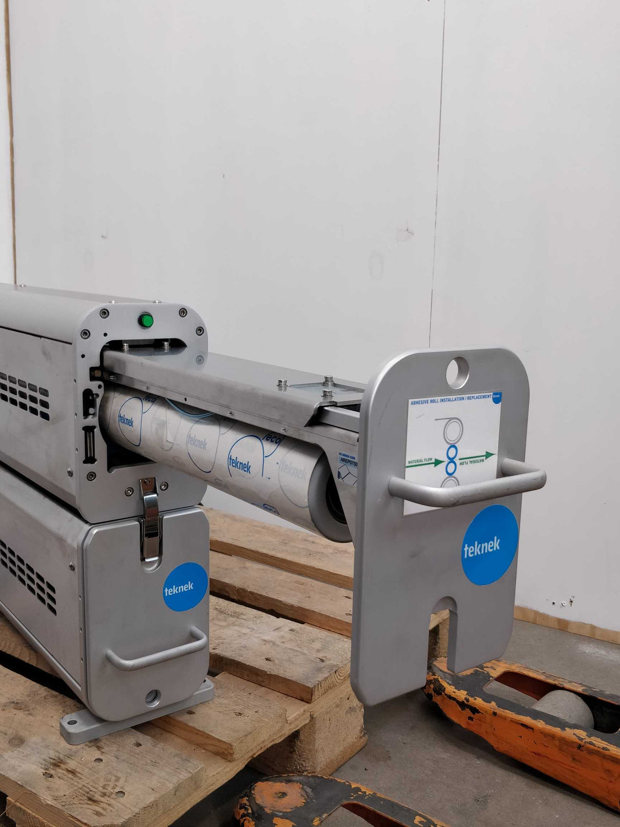 TEKNEK NWP0762 web cleaner