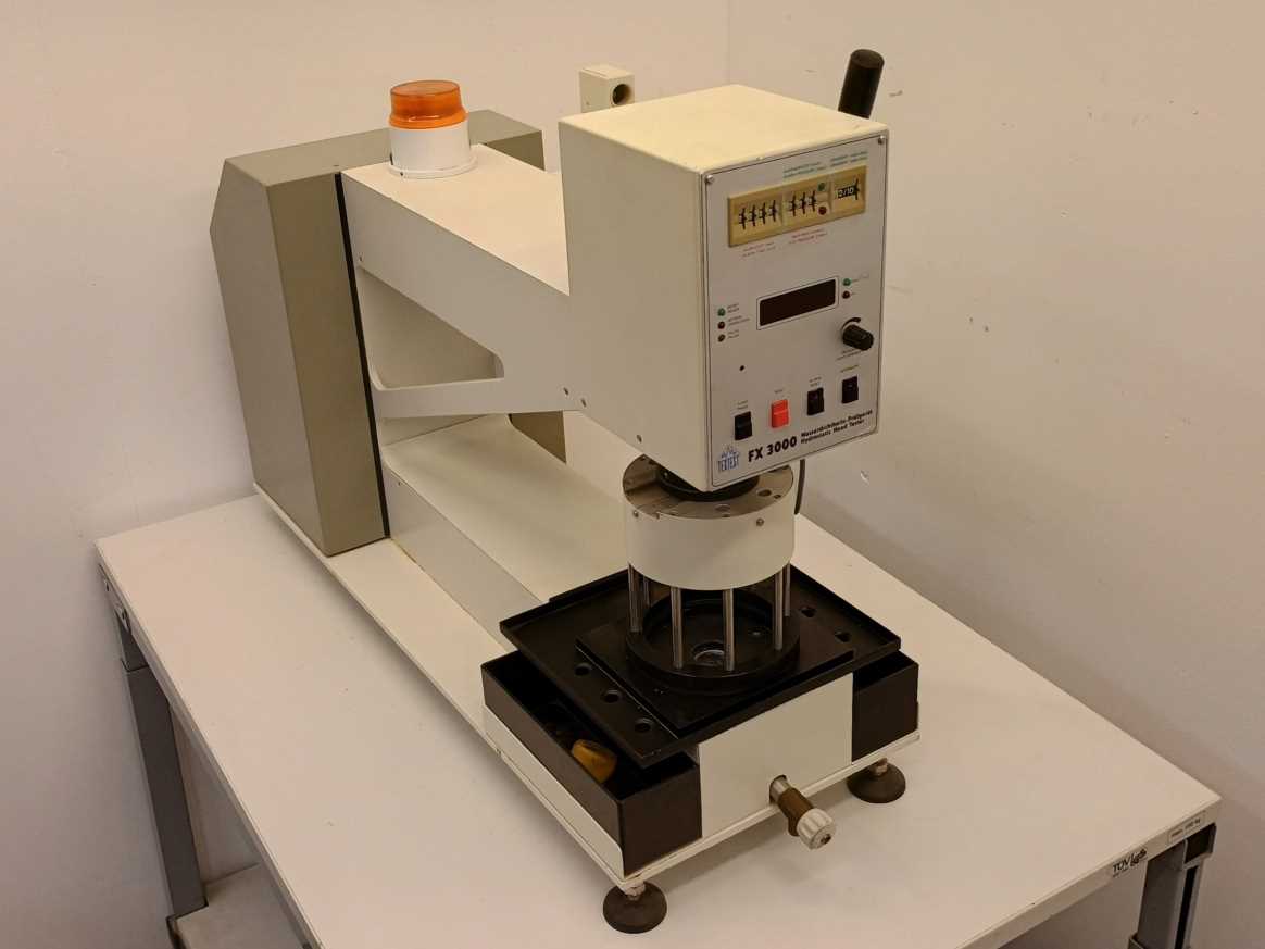 TEXTEST FX 3000 Hydrostatic Head Tester
