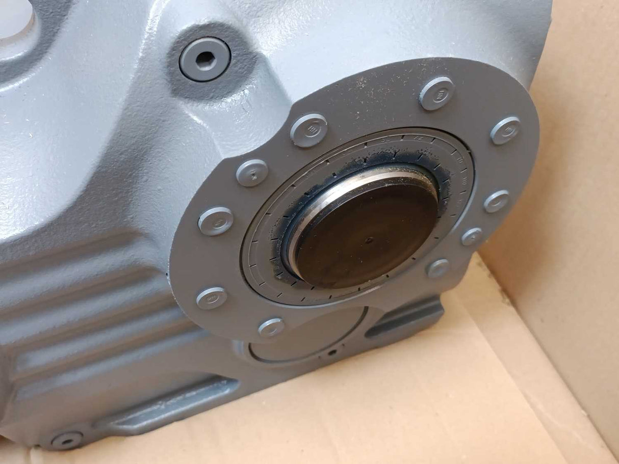 SEW-EURODRIVE  KA77/T DRN90S4/BE2HR Helical-bevel gearmotor