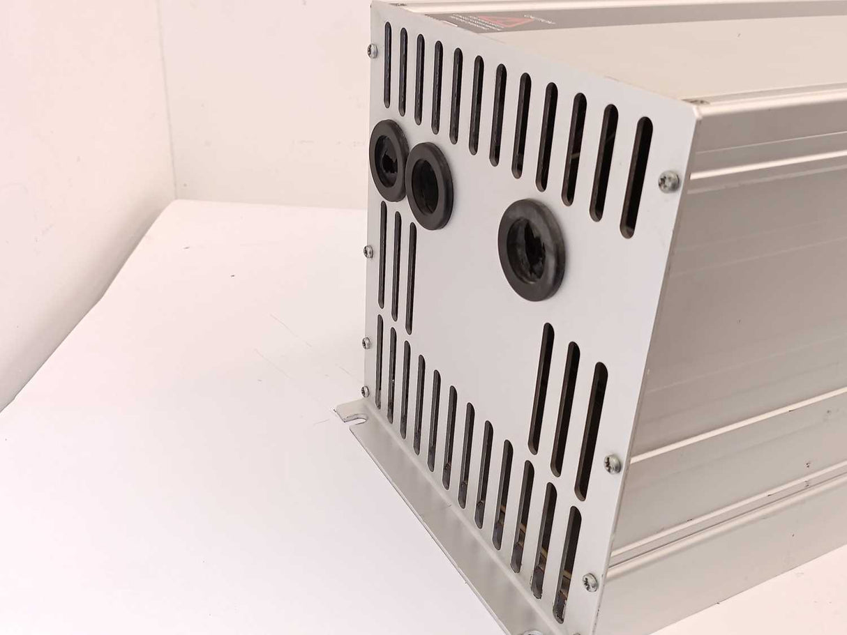 Danfoss 175H1709 VLT TYPE 3522 VARIABLE SPEED DRIVE HV-AC DRIVE