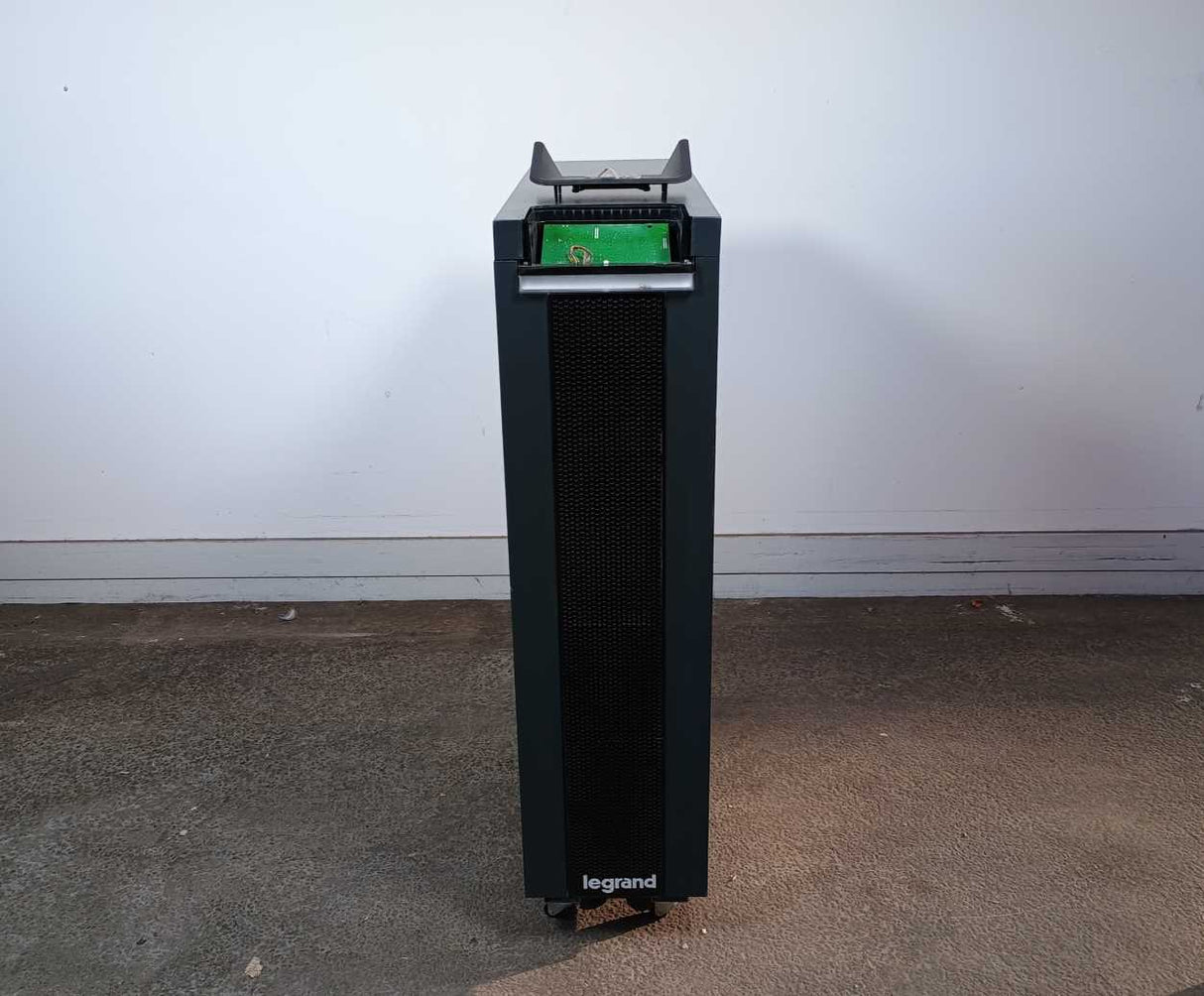Legrand 310273 UPS KEOR-T EVO 15KVA, 15kW, display defective
