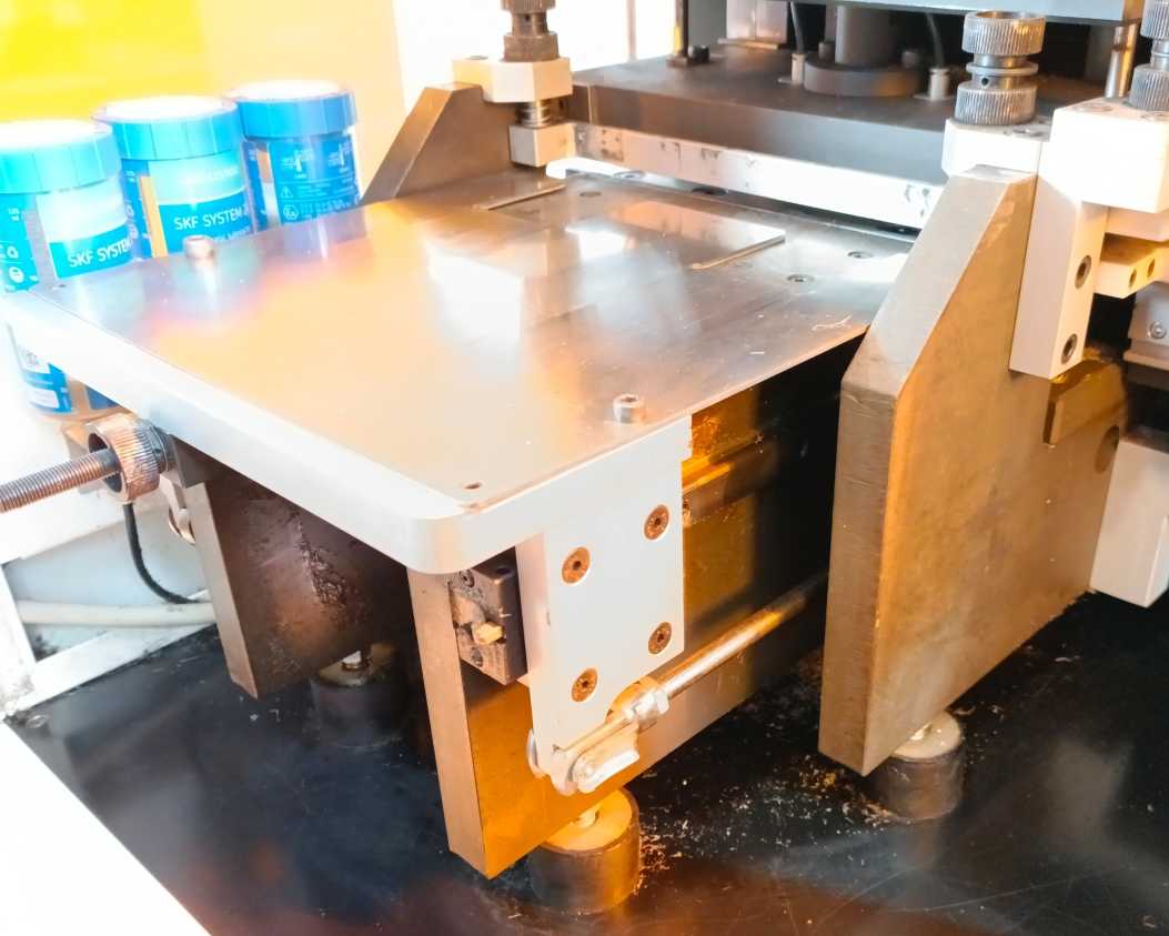 OAXA MC1-EGCM1 Fullly Automatic Friction Welding Machine