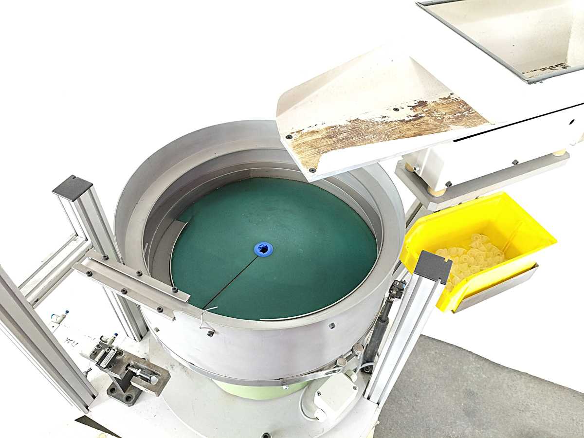 Rhein-Nadel Automation SRC-N400-2R Vibratory Bowl Feeder System