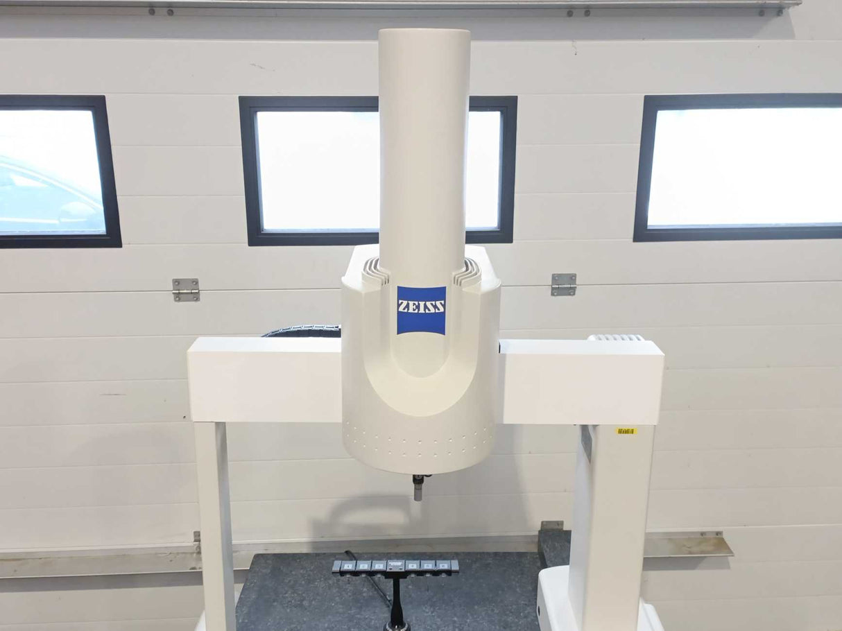 Carl Zeiss VISTA 1620-14 DCC Coordinate Measuring Machine with Joystick