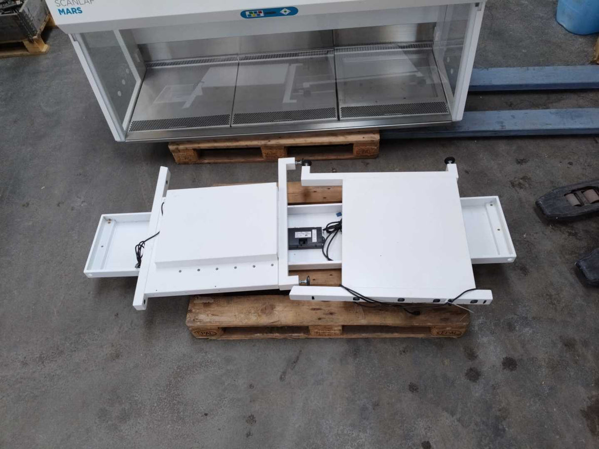 Labogene 702093 Mars 1800 Class II Laminar Air Flow Cabinet, EU Buyers Only