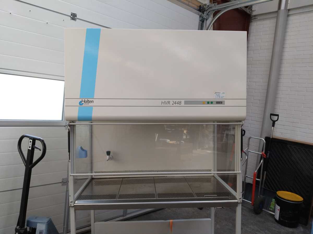 Holten LaminAir HVR 2448 Laminar Air Flow Cabinet, EU Buyers Only