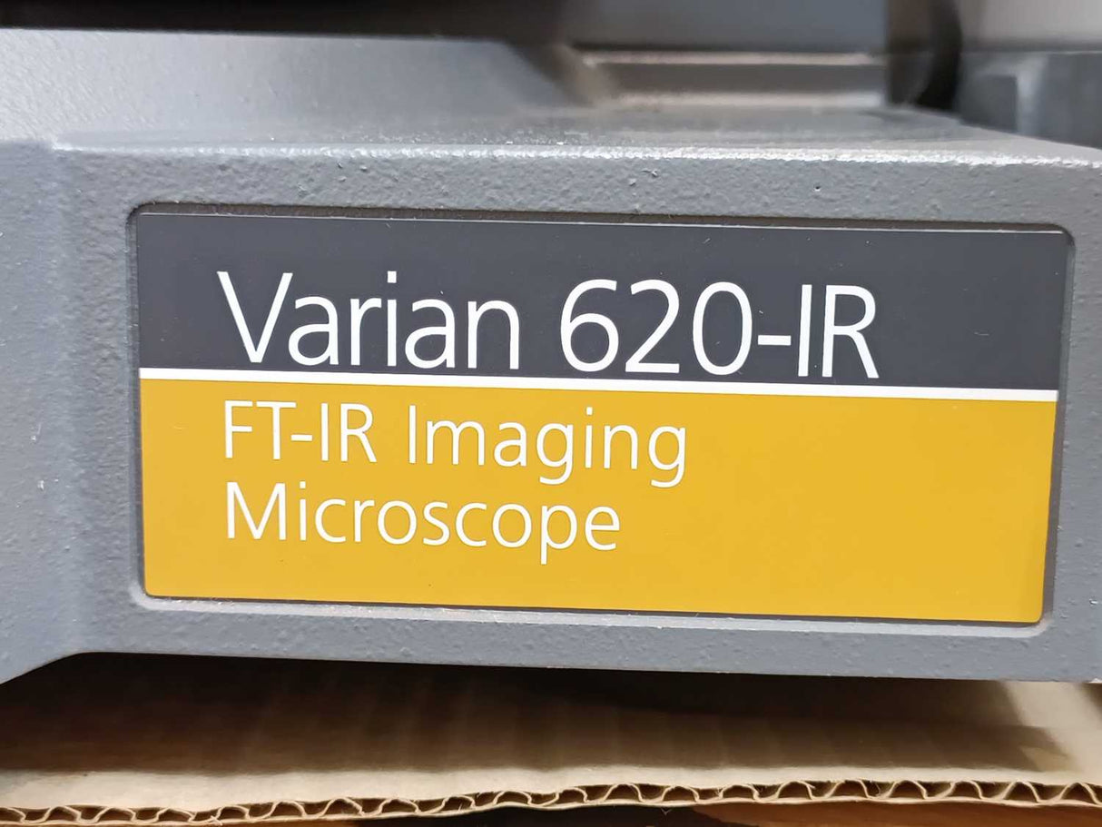 Varian 620-IR FT-IR Imaging Microscope & 660-IR FT-IR Spectrometer