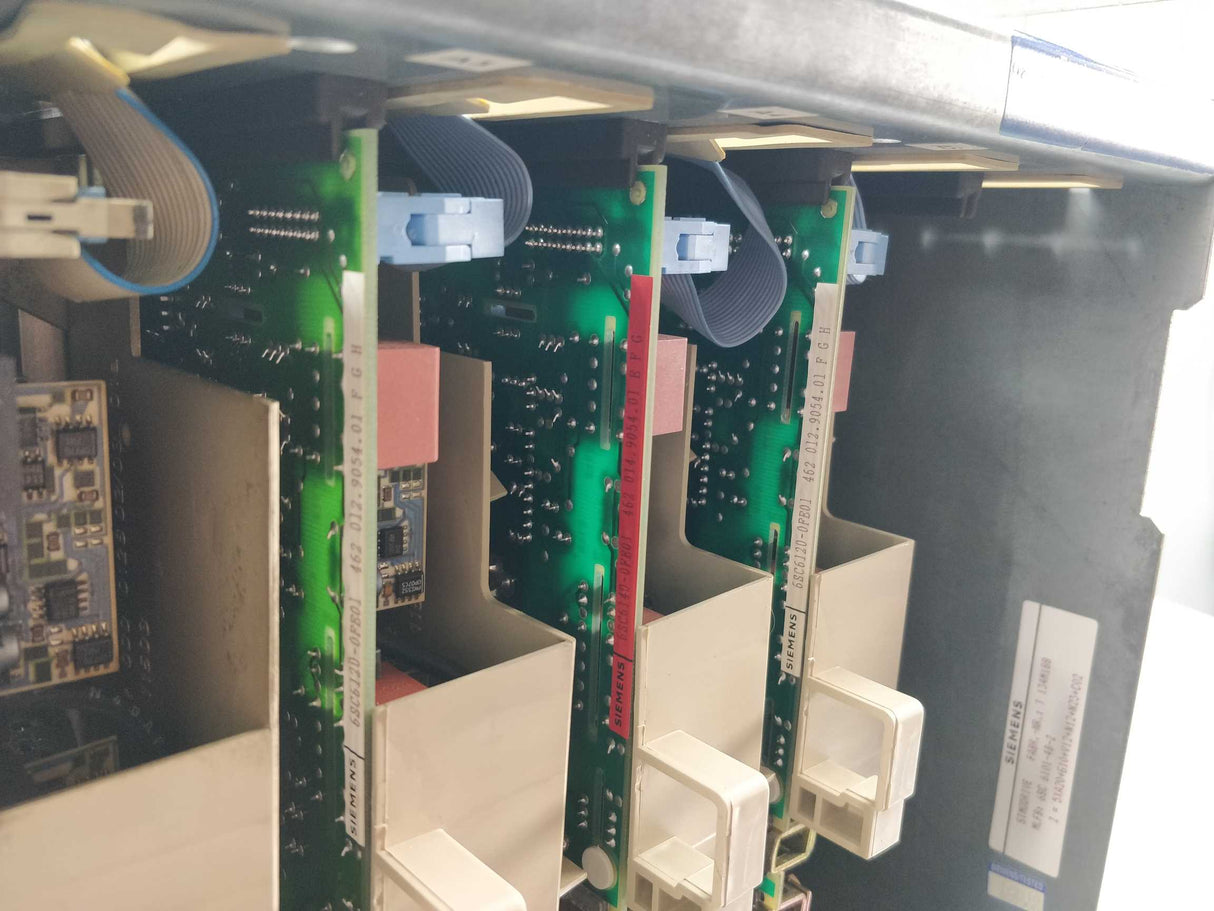 Siemens 6SC6101-4B-Z Simodrive Z=5XA20+G10XV12+N12+N23+C02