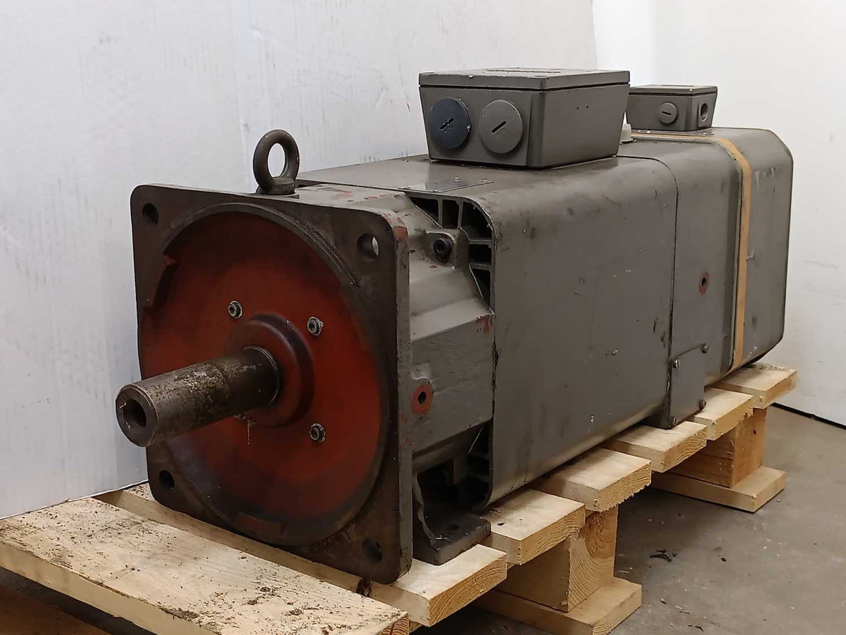 Siemens 1PH5131-4CG49-Z AC Servo Spindle Motor 12/18kW w/ 2CW8166-8 Cooling Fan